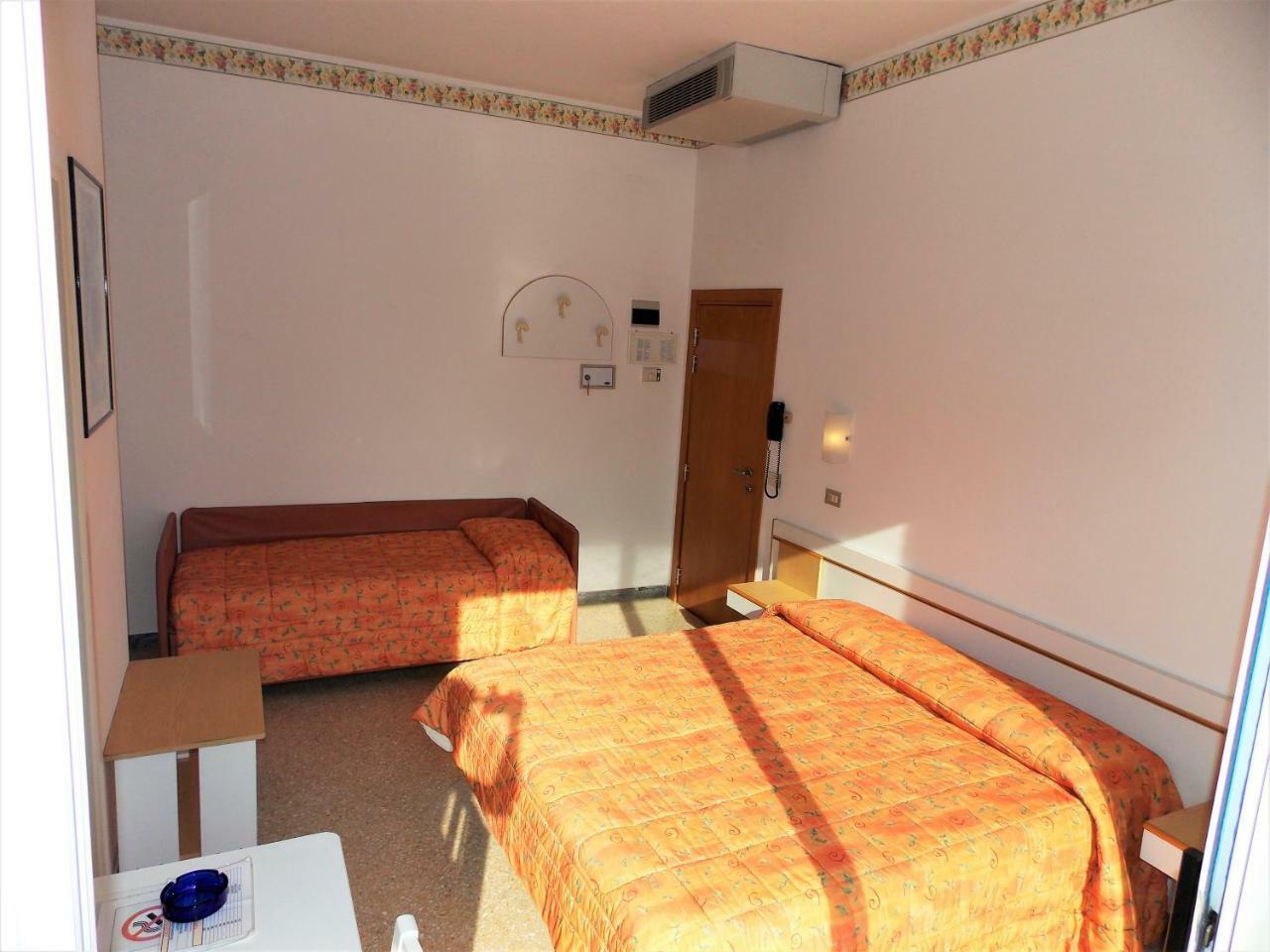 Hotel Cobalto Rimini Eksteriør billede